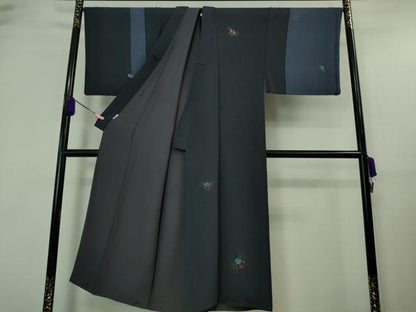 平和屋本店■極上　男性　世界的人形師　辻村寿三郎　ジュサブロー　訪問着　刺繍　蟹　カニ　金彩　逸品　DZAA7566kh5