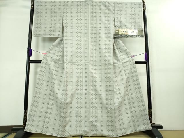 平和屋本店■希少 重要無形文化財 本場久米島紬 ゆうな染 手織 草木染 手織 山城ツル 久米島つむぎ工房 灰青色地 証紙付き 逸品DZAA7658kh5
