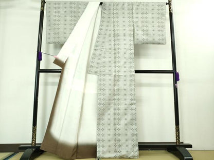 平和屋本店■希少 重要無形文化財 本場久米島紬 ゆうな染 手織 草木染 手織 山城ツル 久米島つむぎ工房 灰青色地 証紙付き 逸品DZAA7658kh5