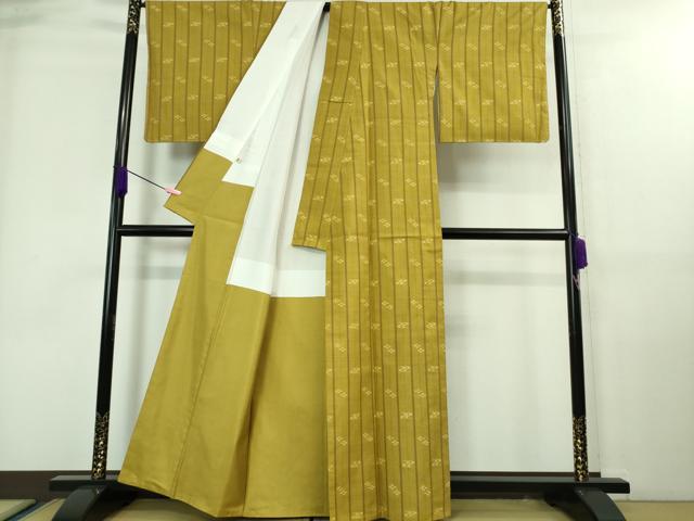 平和屋本店■極上　国指定重要無形文化財　本場久米島紬　嘉手苅幸子作　手織　泥染　証紙付き　逸品　DZAA7666kh5