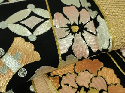 期間限定セール20％off●希少　皇室献上作家　野村静枝　佐賀錦　黒留袖　宝尽くし　几帳　金銀糸　逸品　DZAA7667kh5