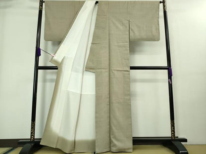 平和屋本店■極上　本場結城紬　重要無形文化財　奥順謹製　色無地　亜麻色　証紙付き　逸品　DZAA7681kh5