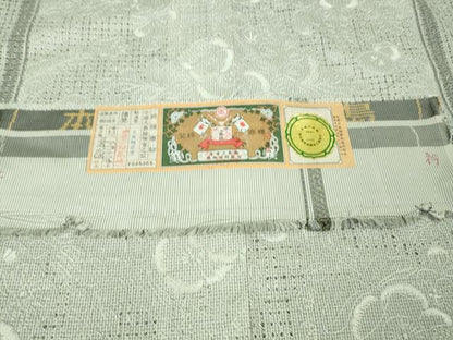 平和屋本店■極上　中国三大刺繍　スワトウ刺繍　総刺繍　本場大島紬　白大島　大島紬巨匠　尾峨佐　縞格子　証紙付き　逸品　DZAA7686kh5