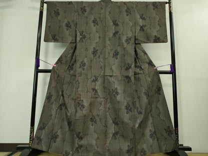 平和屋着物●極上　本場大島紬　7マルキ　草花文　逸品　DZAA7830kh5