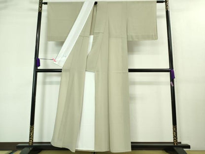 平和屋着物■極上　夏物　洗える最高級着物　＜英＞はなぶさ謹製　色無地　絽縮緬　白橡色　逸品　未使用　DZAA7867kh5