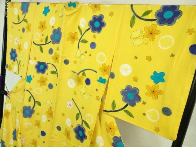 平和屋本店■超希少　染色作家　山本由季　小紋　舞蝶花文　黄色地　金彩　ロング丈　逸品　DZAA7895kh5