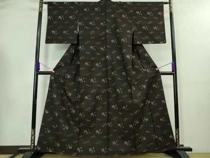 平和屋着物■極上　国指定重要無形文化財　本場久米島紬　手織　逸品　未使用　DZAA7933kh5
