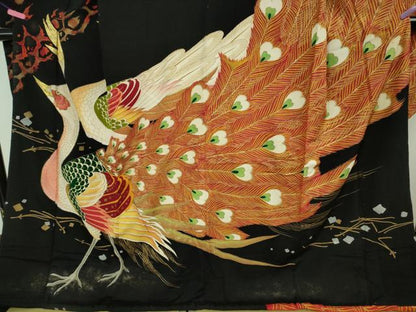 平和屋本店●極上　アンティーク　大正ロマン　振袖　刺繍　孔雀　松　黒地　金彩　逸品　DZAA7948kh5