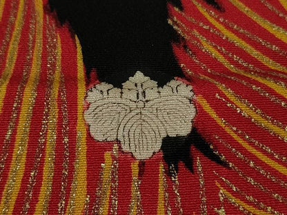 平和屋本店●極上　アンティーク　大正ロマン　振袖　刺繍　孔雀　松　黒地　金彩　逸品　DZAA7948kh5