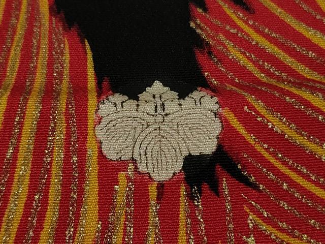 平和屋本店●極上　アンティーク　大正ロマン　振袖　刺繍　孔雀　松　黒地　金彩　逸品　DZAA7948kh5