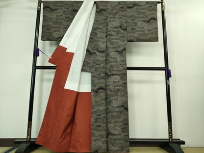 平和屋本店■極上 白泥染の第一人者・絣の魔術師 恵積五郎 本場大島紬 恵大島織物謹製 古代染色純泥染 割込絣 証紙付き 逸品　DZAA8209kh5
