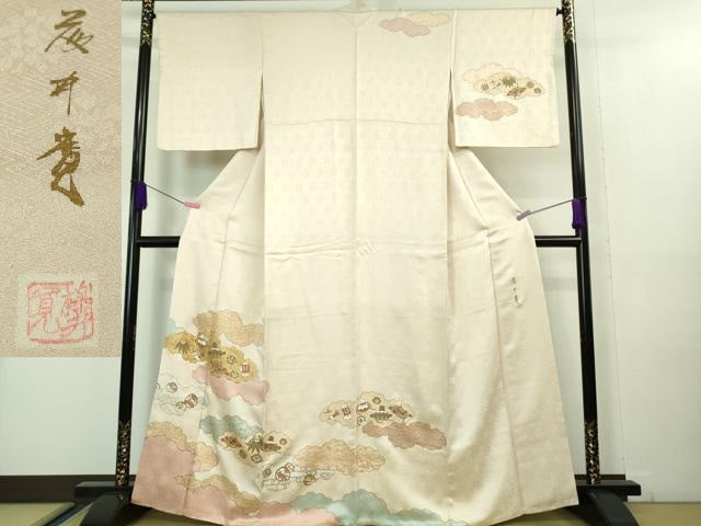 平和屋本店■極上　皇室献上作家　藤井寛　訪問着　駒刺繍　雲重ね　宝尽くし　桜色地　金彩　京都きもの友禅扱い　逸品　DZAA8217kh5