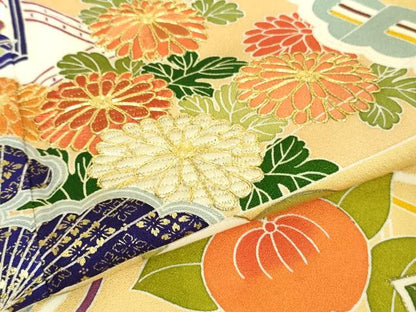 平和屋本店■極上　創業460年・千總　振袖　駒刺繍　檜扇橘花文　卵色地　金彩　逸品　DZAA8334kh5