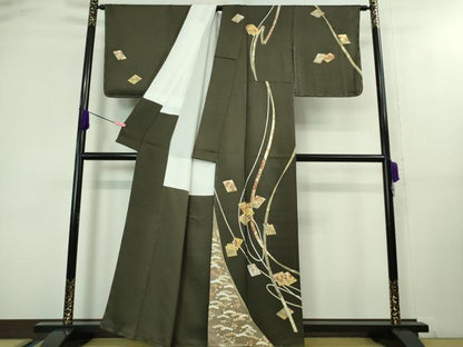 平和屋本店■極上　銀座きしや　訪問着　駒刺繍　源氏香　蔓帯花文　千歳茶色地　金彩　たとう紙付き　逸品　未使用　DZAA8410kh5
