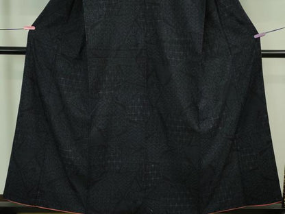 平和屋着物●極上　本場結城紬　重要無形文化財　100亀甲　名物裂　切嵌　濃紺地　証紙付き　逸品　DZAA8424kh5