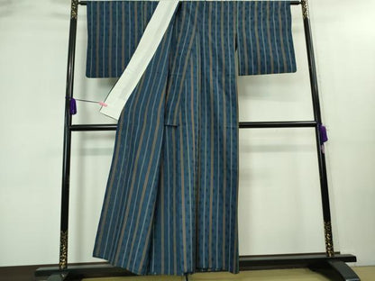 平和屋本店＊希少　沖縄県最高級織物　夏物　首里花倉織　首里織　花織・絽織・紗織　紺色地　逸品　DZAA8474kh6