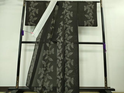 平和屋着物＊極上 夏物 本場大島紬 夏大島 7マルキ 舞蝶文 黒地 逸品 DZAA8479kh5