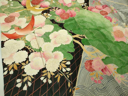 平和屋本店●極上　アンティーク　大正ロマン　振袖　お引きずり・お引き摺り　駒刺繍　飛鶴松桜文　黒地　金彩　逸品　DZAA8506kh5