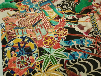 平和屋本店●極上　アンティーク　大正ロマン　振袖　お引きずり・お引き摺り　駒刺繍　御所車檜扇松文　黒地　金彩　逸品　DZAA8510kh5
