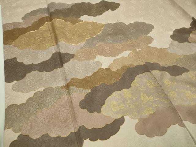 平和屋本店■極上　皇室献上作家　藤井寛　訪問着　駒刺繍　雲重ね　薄柿色地　金彩　さが美扱い　逸品　DZAA8856kh5