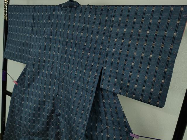 平和屋着物■極上　本場琉球　読谷山花織　紬地　紺瑠璃色地　逸品　DZAA8874kh5