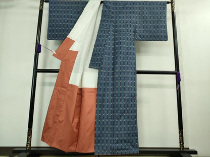 平和屋着物■極上　本場琉球　読谷山花織　紬地　紺瑠璃色地　逸品　DZAA8874kh5