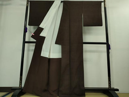 平和屋本店■極上　日本工芸会正会員　伝統工芸士　鈴木苧紡庵　手織紬　銀座きしや　色無地　黒鳶色　反端付き　逸品　DZAA8882kh5