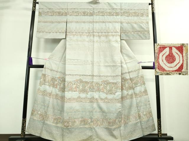 平和屋本店■極上 石川県指定無形文化財 牛首紬 白山工房 手織り スワトウ刺繍 相良刺繍 訪問着 人物壁画文様 白花色地 逸品 DZAA8922kh5