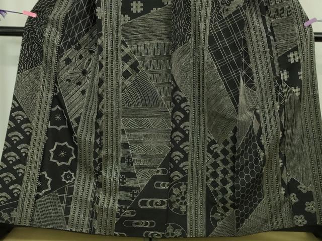 平和屋本店■極上　本場大島紬　刺し子　総刺繍　切嵌　名物裂　黒地　逸品　DZAA8938kh5