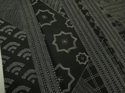 平和屋本店■極上　本場大島紬　刺し子　総刺繍　切嵌　名物裂　黒地　逸品　DZAA8938kh5