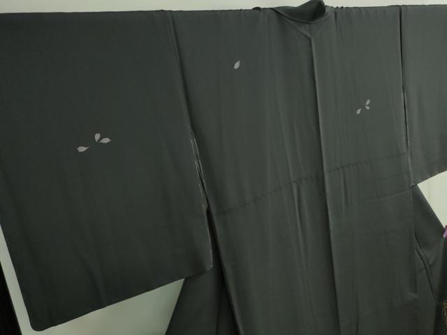 平和屋着物●極上　世界的人形師 辻村寿三郎　ジュサブロー　訪問着　舞桜　伊と幸　羊羹色地　金彩　反端付き　逸品　未使用　DZAA9101kh5