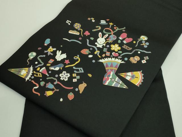 平和屋着物■極上　塩瀬　九寸名古屋帯　クラッカー　兎　ペンギン　苺　黒地　金彩　逸品　DZAA9292kh5