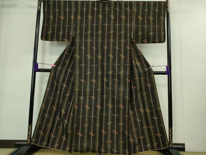平和屋着物●極上 国指定重要無形文化財 本場久米島紬 手織 逸品 DZAA9373kh5