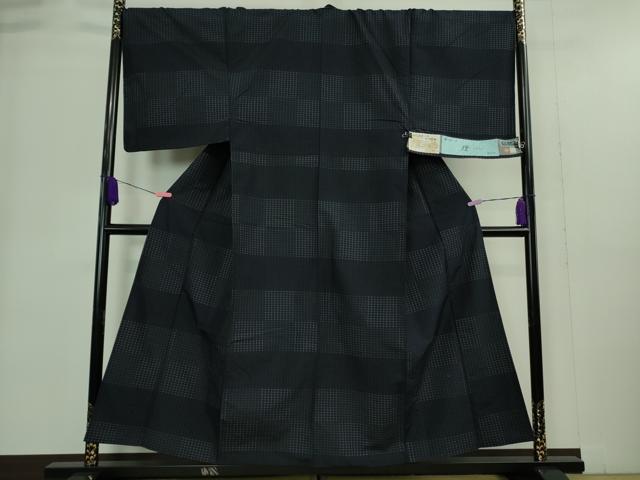 平和屋着物▽極上 男性 三代目市三郎 紬 雅生紬會 キングサイズ 単衣 煌 濃紺地 証紙付き 逸品 未使用 DZAA9387kh5