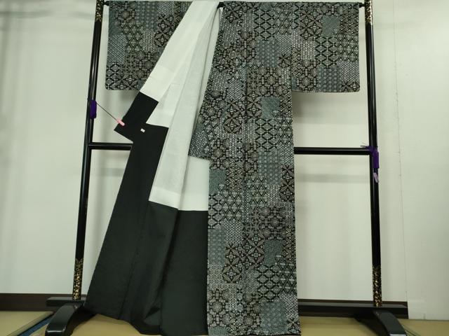 平和屋本店■極上　本場縞大島紬　総刺繍　名物裂花文　黒地　逸品　未使用　DZAA9396kh5