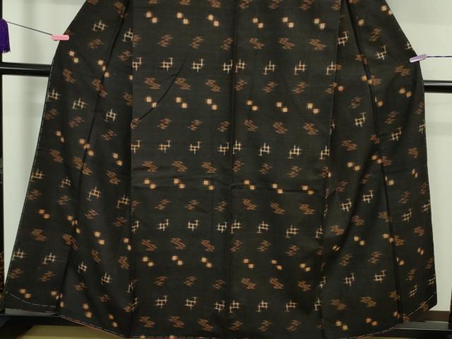 平和屋着物■極上　国指定重要無形文化財　本場久米島紬　手織　逸品　未使用　DZAA9418kh5