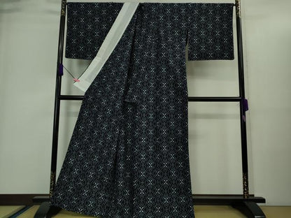 平和屋本店■希少　重要無形文化財技術保持者　小川内龍夫　久留米絣　単衣　綿　手織　立涌花間道　証紙付き　逸品　未使用　DZAA9420kh5