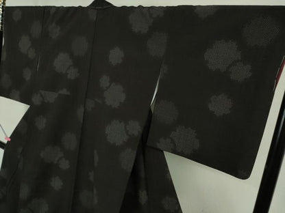 平和屋着物●極上 結城紬 奥順謹製 はたおり娘 80亀甲 雪輪重ね 黒地 証紙付き 逸品 未使用 DZAA9436kh5