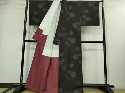 平和屋着物●極上 結城紬 奥順謹製 はたおり娘 80亀甲 雪輪重ね 黒地 証紙付き 逸品 未使用 DZAA9436kh5