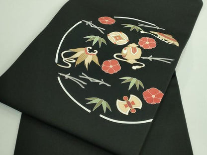 平和屋着物■極上　塩瀬　九寸名古屋帯　宝尽くし花文　黒地　金彩　逸品　DZAA9521kh5