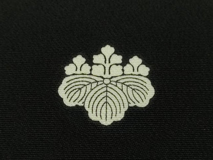 平和屋本店■極上　創業460年・千總　黒留袖　駒刺繍　乱菊　牡丹　吉祥花文　金彩　逸品　DZAA9552kh5