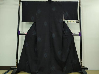 平和屋着物■極上　本場結城紬 重要無形文化財 奥順謹製 100亀甲 飛び亀甲柄 花菱 濃紺地　大丸扱い　証紙・保証書付き　逸品　DZAA9558kh5