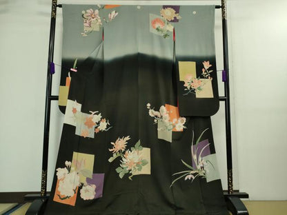 平和屋着物●極上　アンティーク　大正ロマン　振袖　乱菊　梅　楓　黒地　暈し染め　逸品　DZAA9567kh5