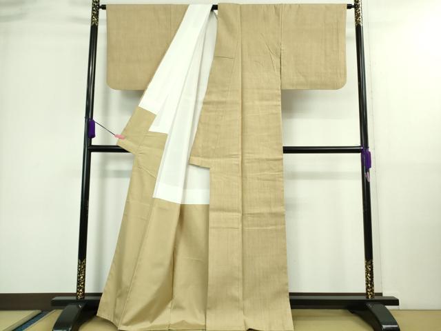 平和屋本店■極上　日本橋人形町　創業70年　錦や　本場結城紬　重要無形文化財　色無地　枯色　たとう紙付き　逸品　DZAA9575kh5