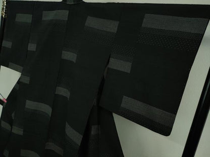 平和屋着物▽極上 お召 単衣 横段文 黒地 逸品 未使用 DZAA9610kh5