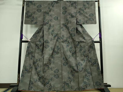 平和屋着物●極上 本場大島紬 9マルキ 枝花文 やまと誂製 逸品 DZAB0115kh5