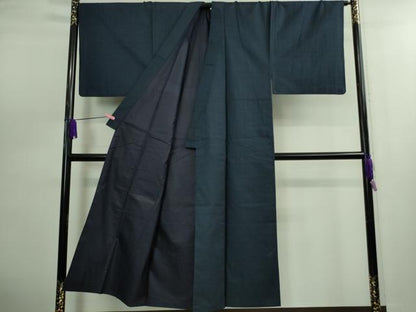 平和屋着物■極上 男性 本場大島紬 アンサンブル 長襦袢(袷)・長羽織セット 100亀甲 総詰め 濃藍色地 逸品 DZAB0393kh5