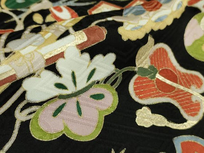 平和屋本店■極上　訪問着　駒刺繍　宝尽くし　黒地　金彩　逸品　未使用　DZAB0649kh5