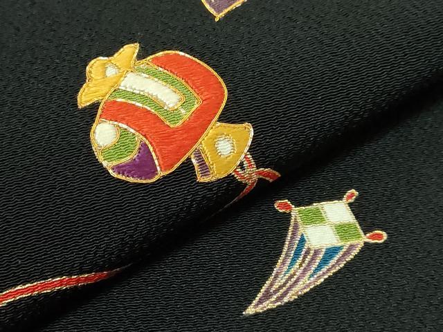 平和屋着物●極上 銀座越後屋 九寸名古屋帯 駒刺繍 宝尽くし 黒地 金糸 鬼しぼ縮緬 逸品 DZAB0746kh5
