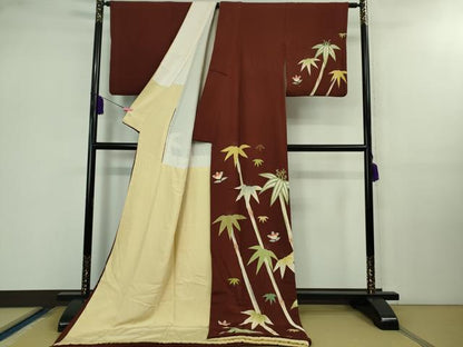 平和屋本店●極上 お引きずり・お引き摺り 訪問着 舞妓 芸妓 芸者 衣装 駒刺繍 笹竹 葡萄色地 金彩 鬼しぼ縮緬 逸品 DZAB0758kh5